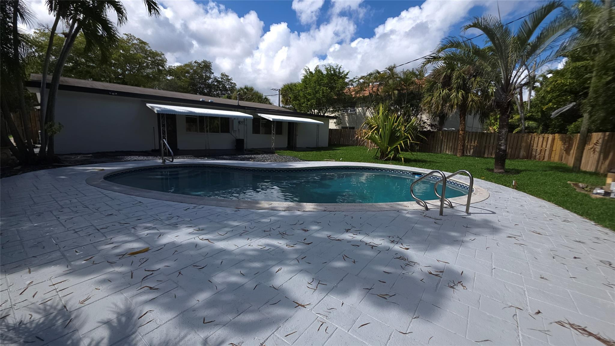 Coral Ridge Isles 45-47 B - Residential Income