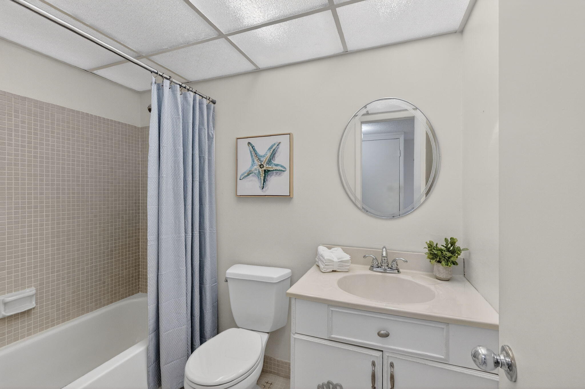 ASHMONT CONDOMINIUM H - Residential