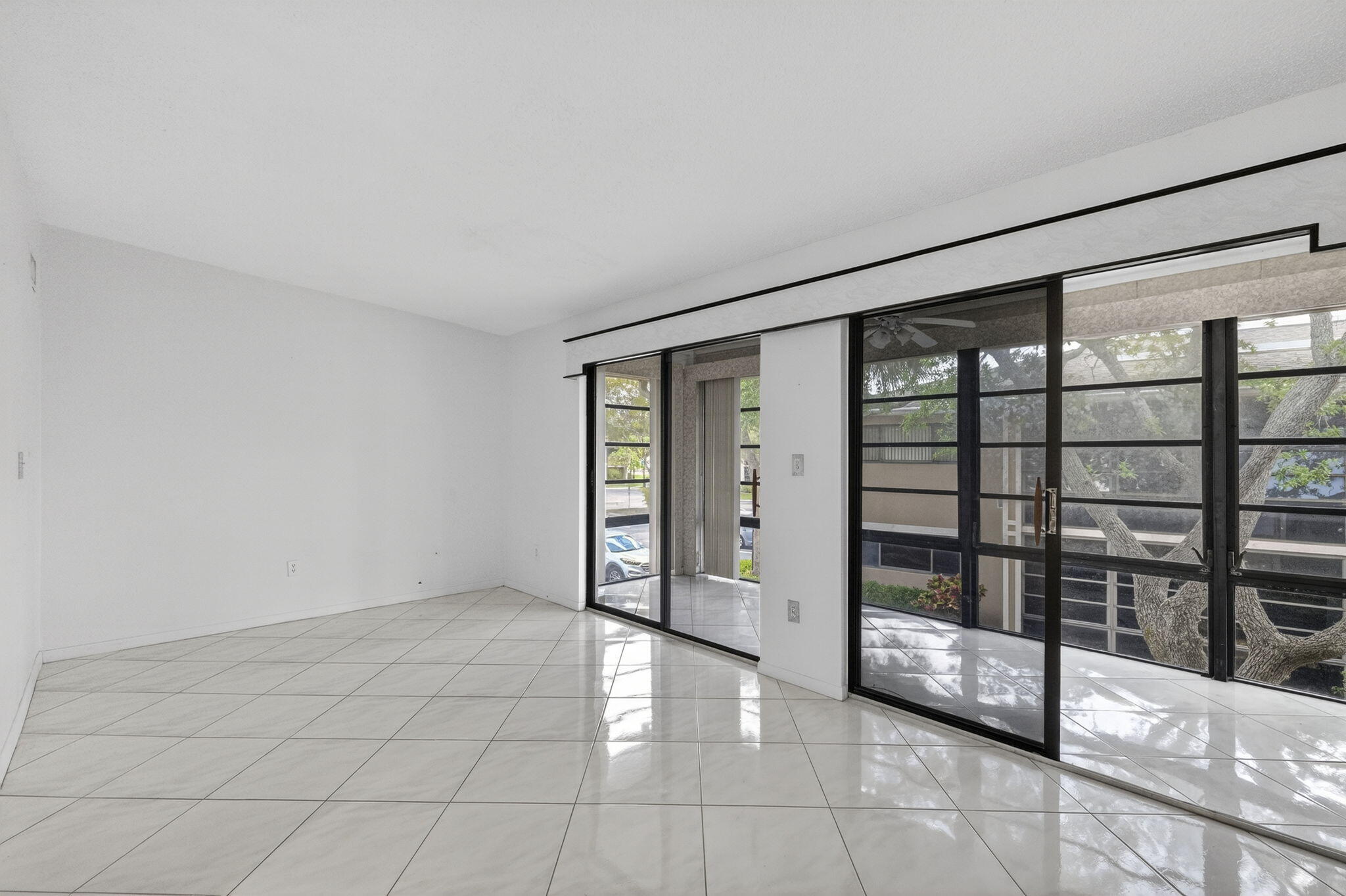 ASHMONT CONDOMINIUM H - Residential