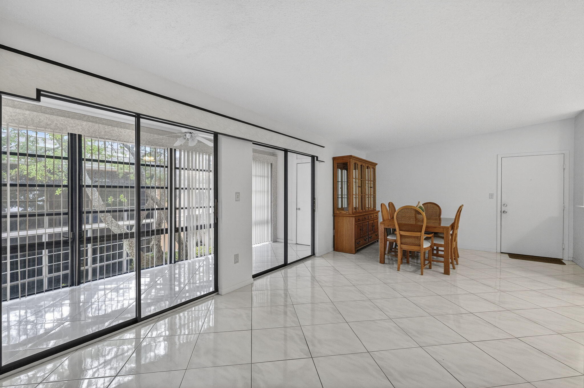 ASHMONT CONDOMINIUM H - Residential