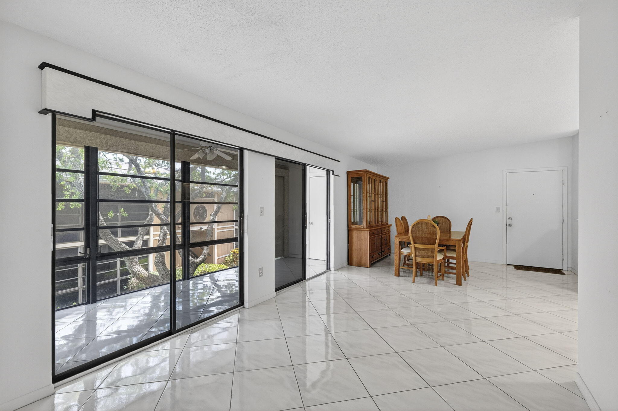 ASHMONT CONDOMINIUM H - Residential