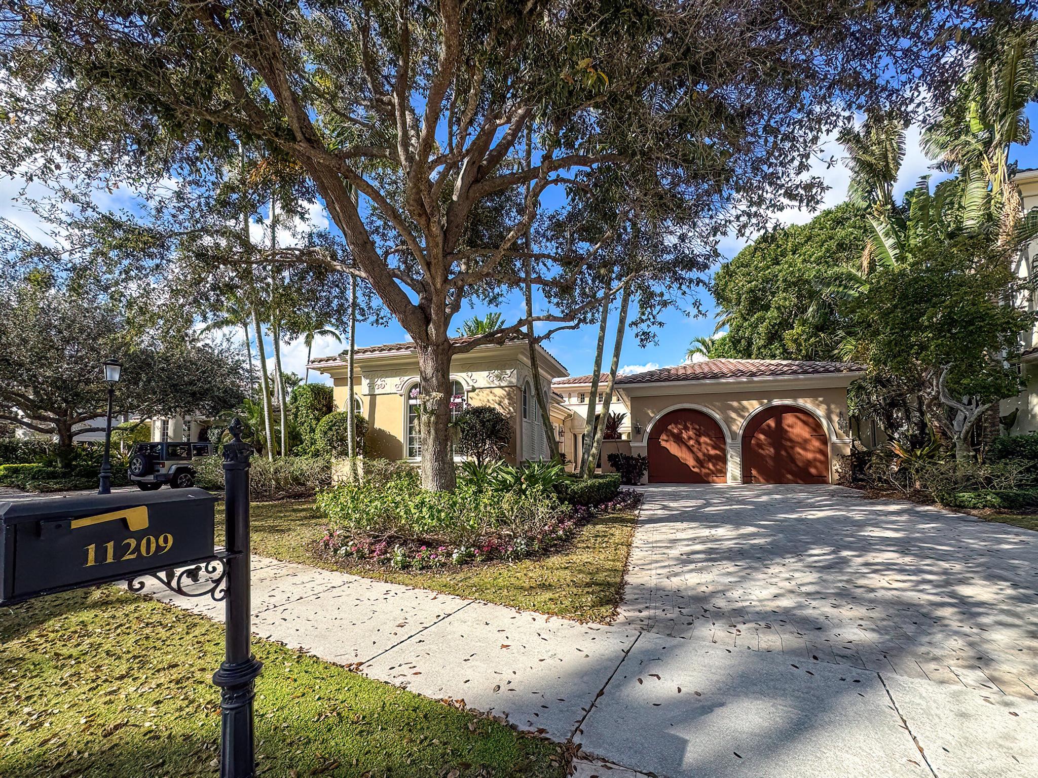 11209 Orange Hibiscus Lane