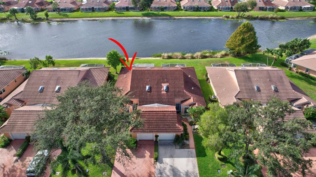 Photo of 5807 Royal Lake Circle, Boynton Beach, FL 33437 (MLS # R10932572)