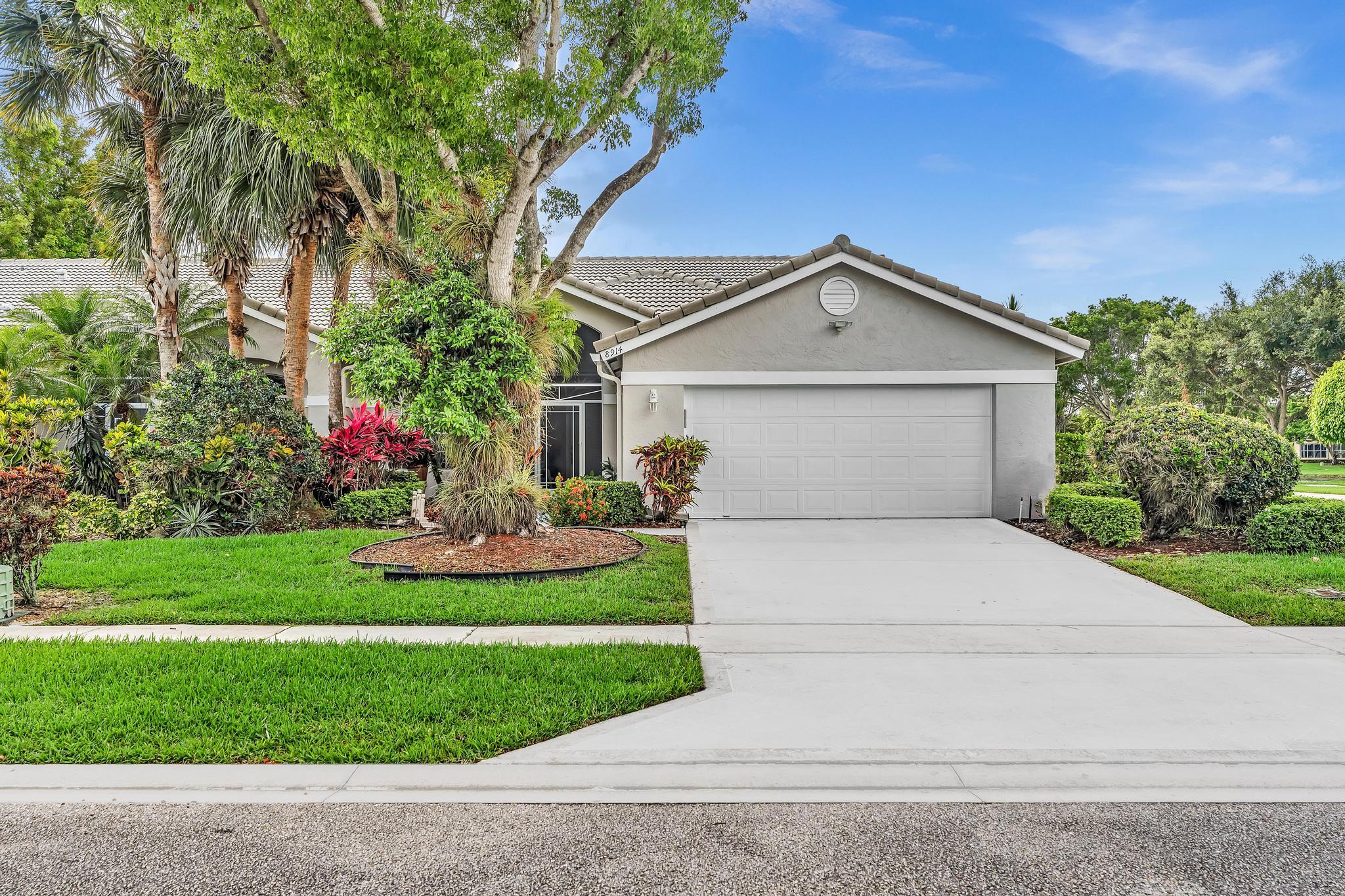 View photos, virtual tours, details... 8914 Brittany Lakes Drive