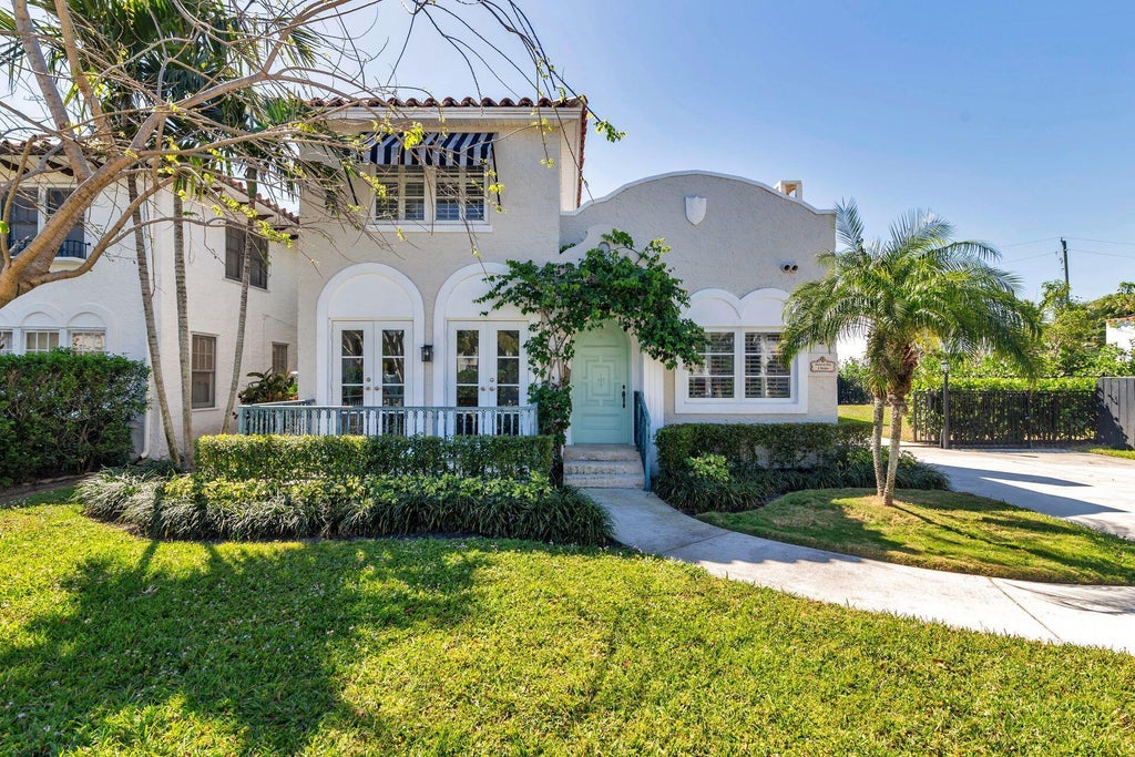 Photo of 222 Greenwood Drive, West Palm Beach, FL 33405 (MLS # R11113506)