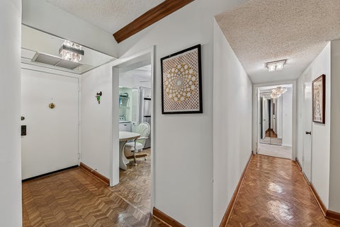 Tiny photo for 2818 N 46th Avenue #K387, Hollywood, FL 33021 (MLS # B26045061)
