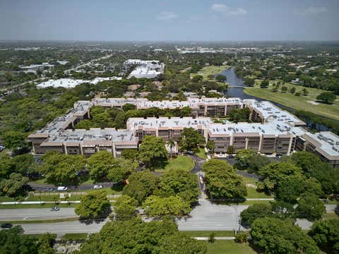 Tiny photo for 2818 N 46th Avenue #K387, Hollywood, FL 33021 (MLS # B26045061)