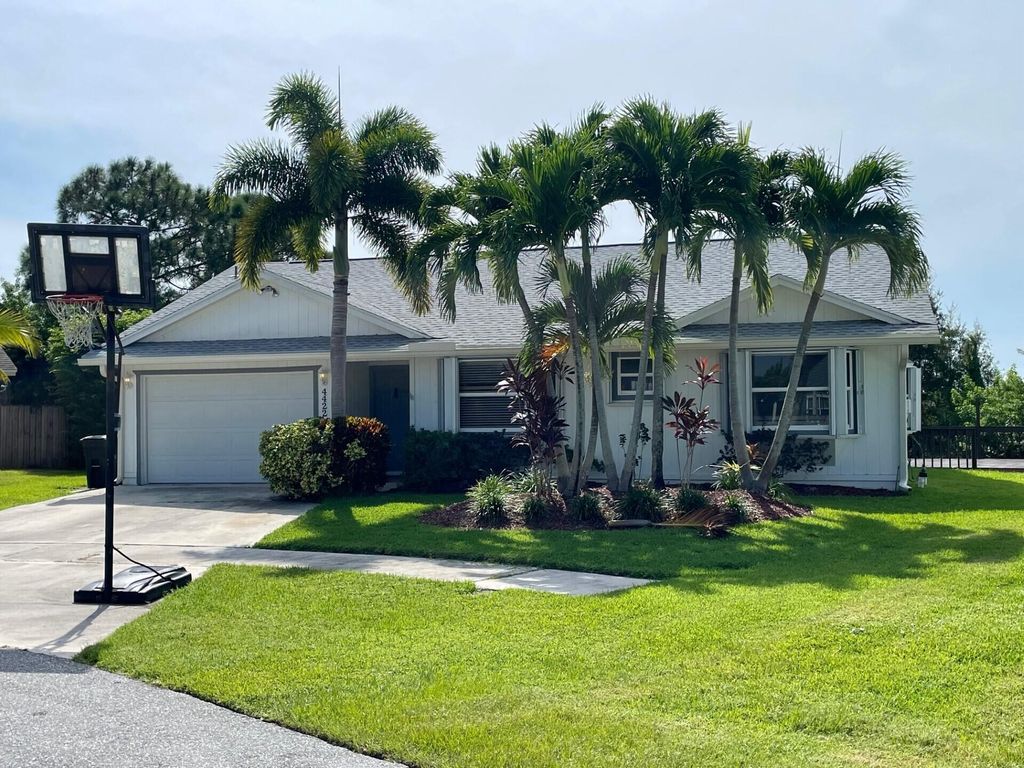 Photo of 4422 SE Satinleaf Place, Stuart, FL 34997 (MLS # R10921521)