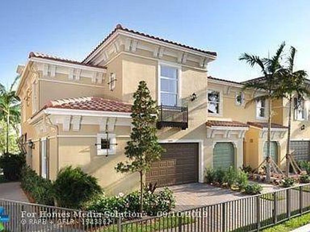 Photo of 12450 NW 32nd Mnr Mnr, Sunrise, FL 33323 (MLS # F10264995)