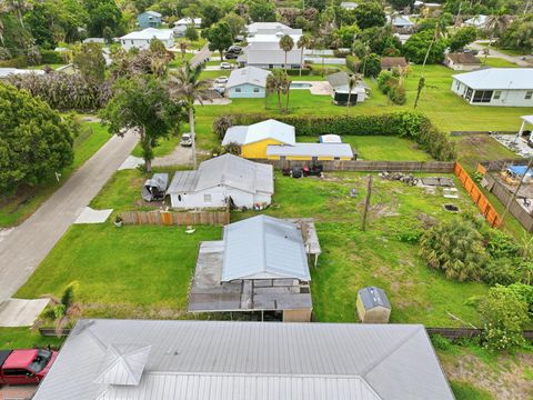 Tiny photo for 996 SW 34th Terrace, Palm City, FL 34990 (MLS # B26037317)