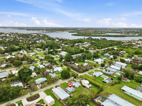 Tiny photo for 996 SW 34th Terrace, Palm City, FL 34990 (MLS # B26037317)