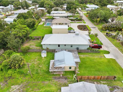 Tiny photo for 996 SW 34th Terrace, Palm City, FL 34990 (MLS # B26037317)
