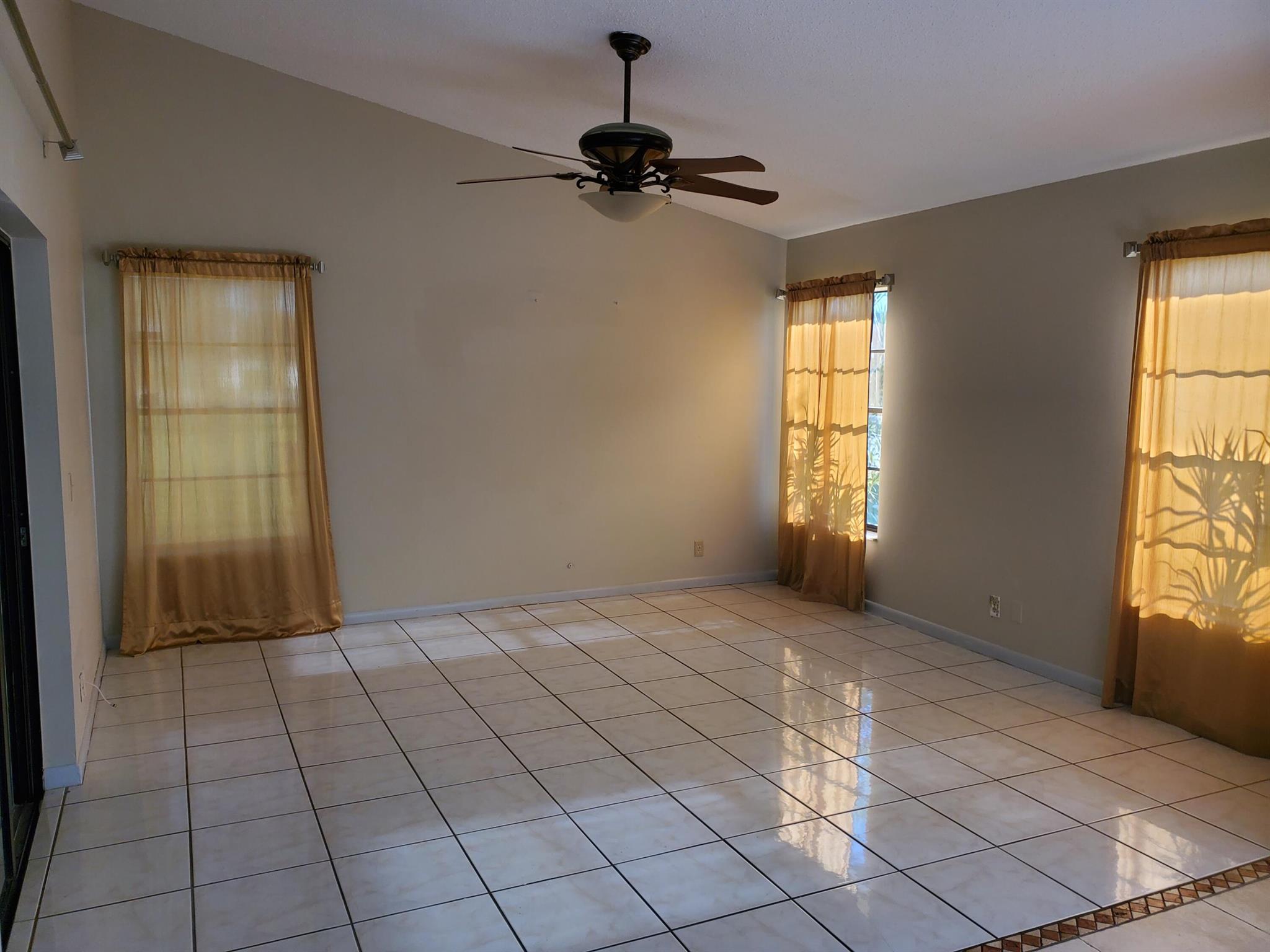 4327 Willow Brook Circle