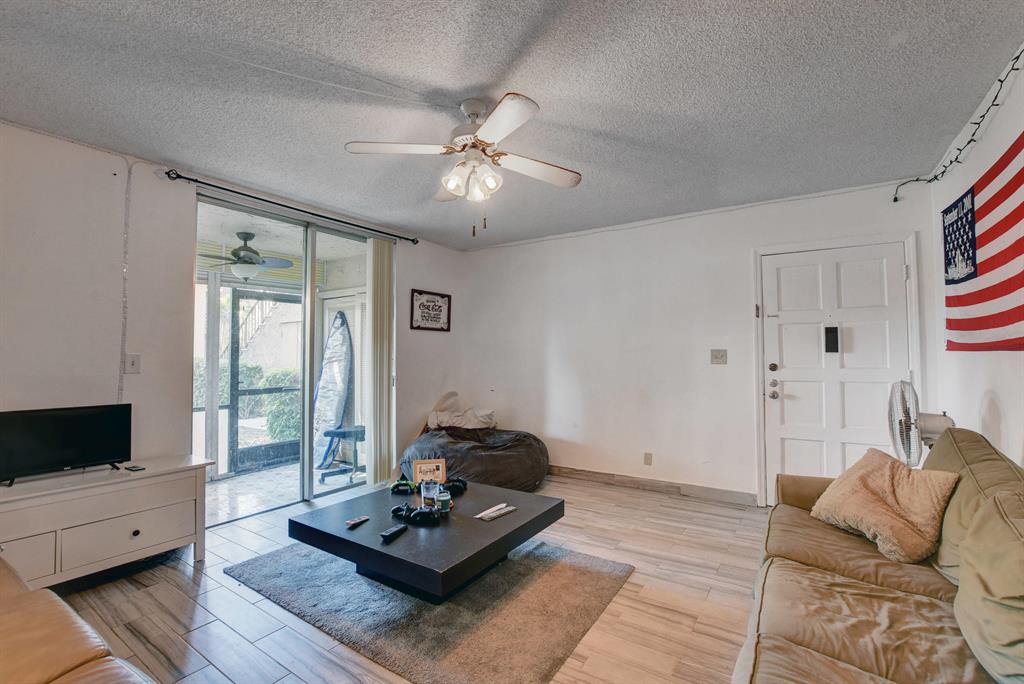 BOCA LINDA - Residential