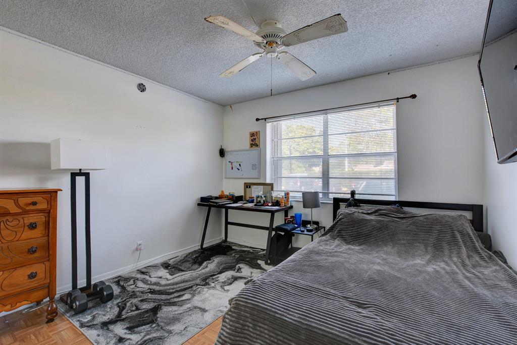 BOCA LINDA - Residential