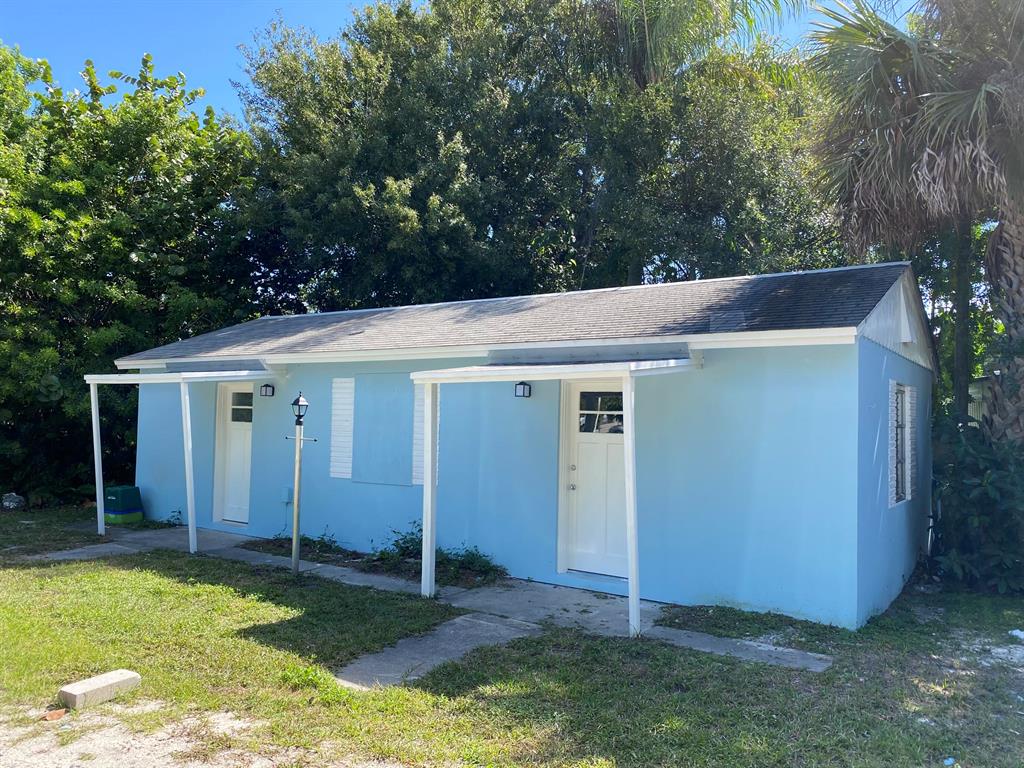 Photo of 3261 S Us Highway 1 #1, Fort Pierce, FL 34982 (MLS # R10830275)