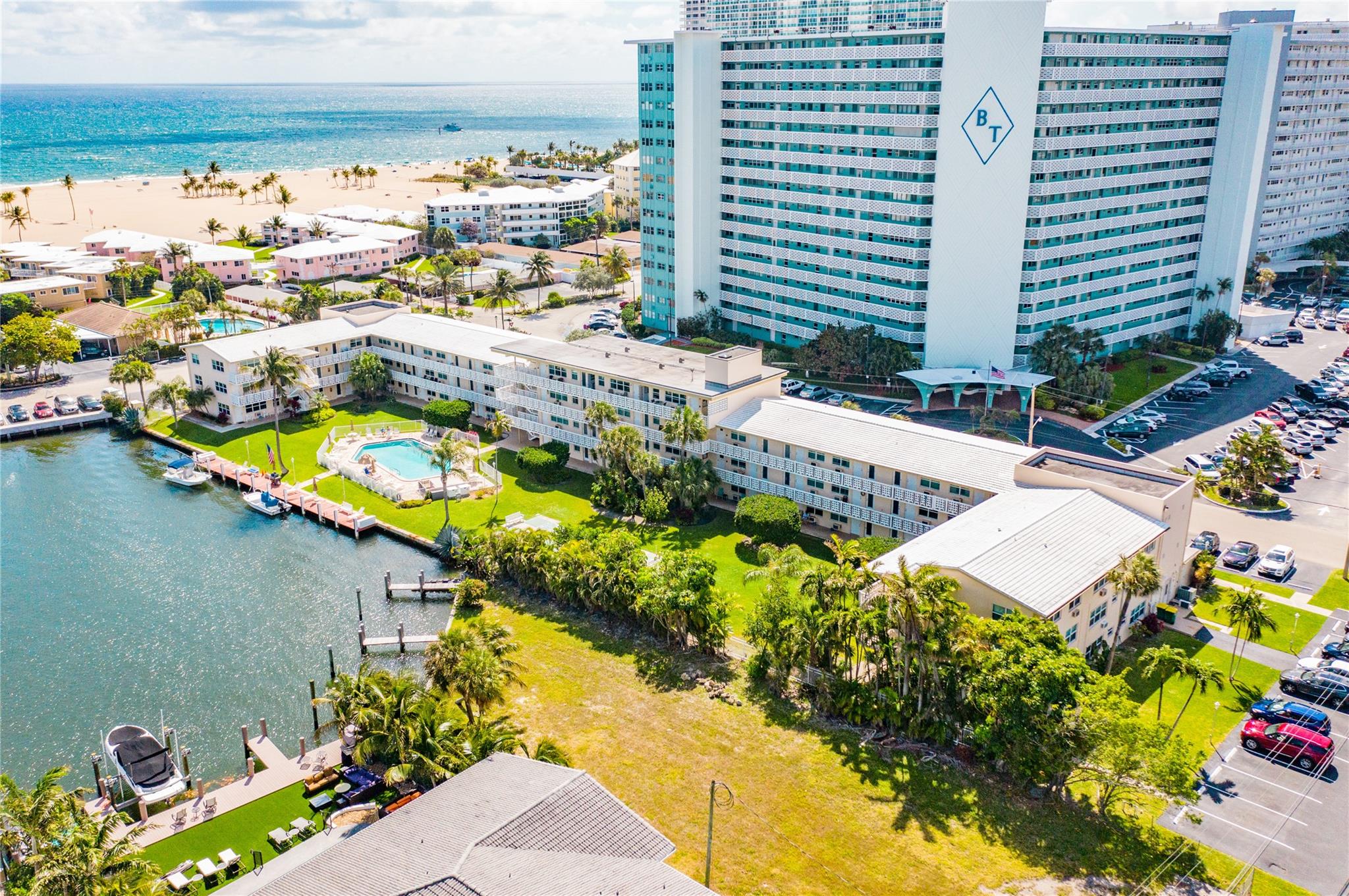 LAKE MAYAN APTS CO-OP - Residential