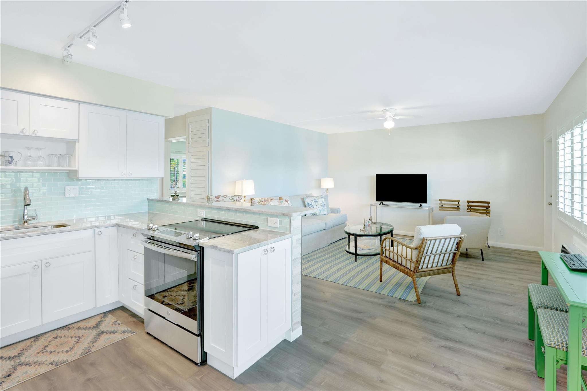 LAKE MAYAN APTS CO-OP - Residential