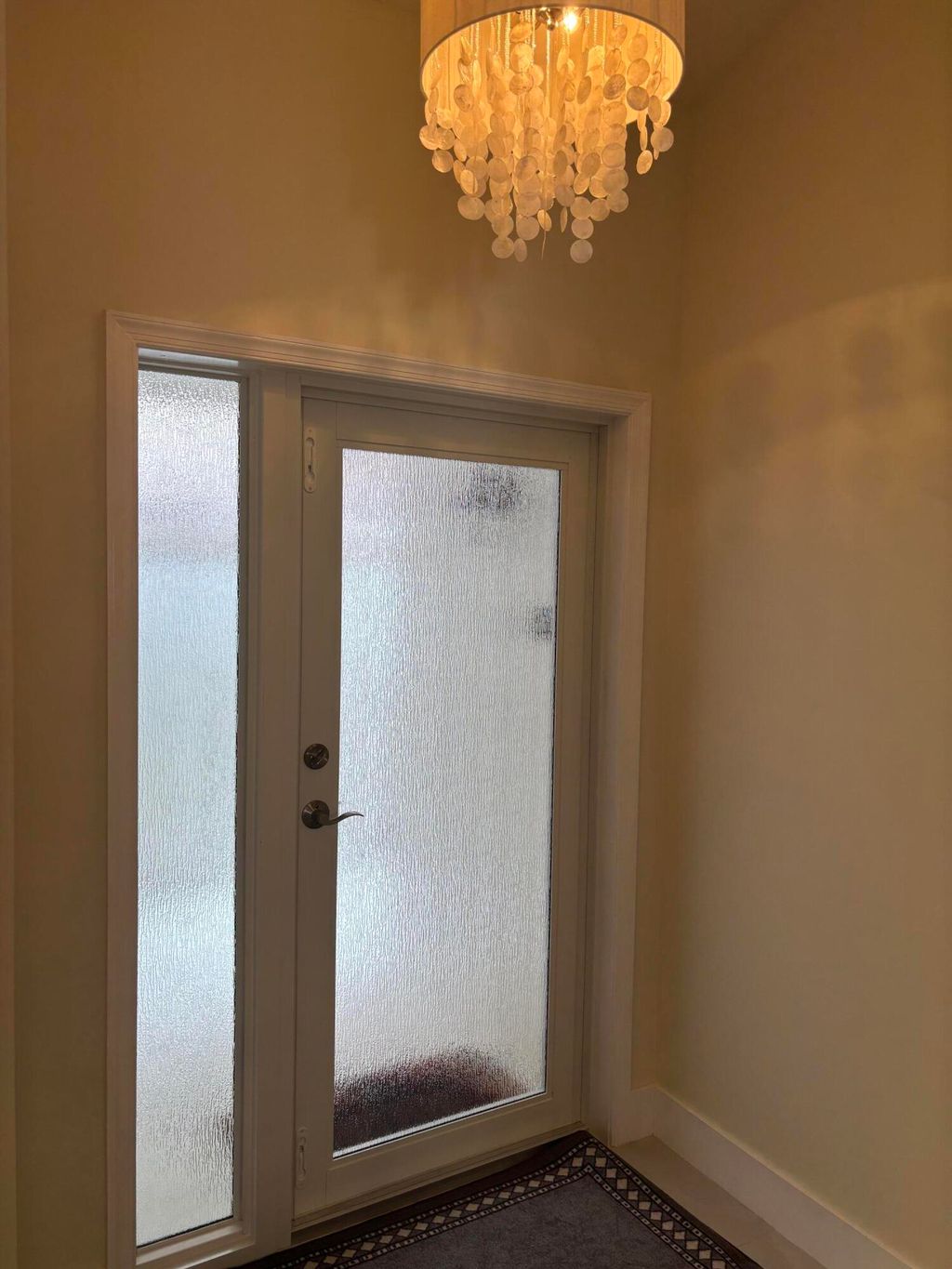 Photo of 210 Canterbury Drive W, Palm Beach Gardens, FL 33418 (MLS # R11107016)