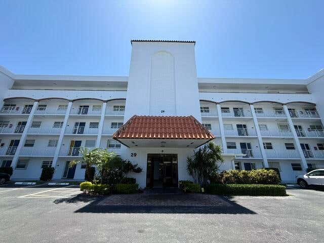 Photo of 29 Yacht Club Drive #304, North Palm Beach, FL 33408 (MLS # B26031415)