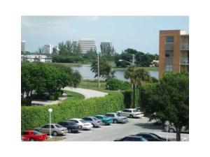 Breakwaters Palm Beaches - Residential