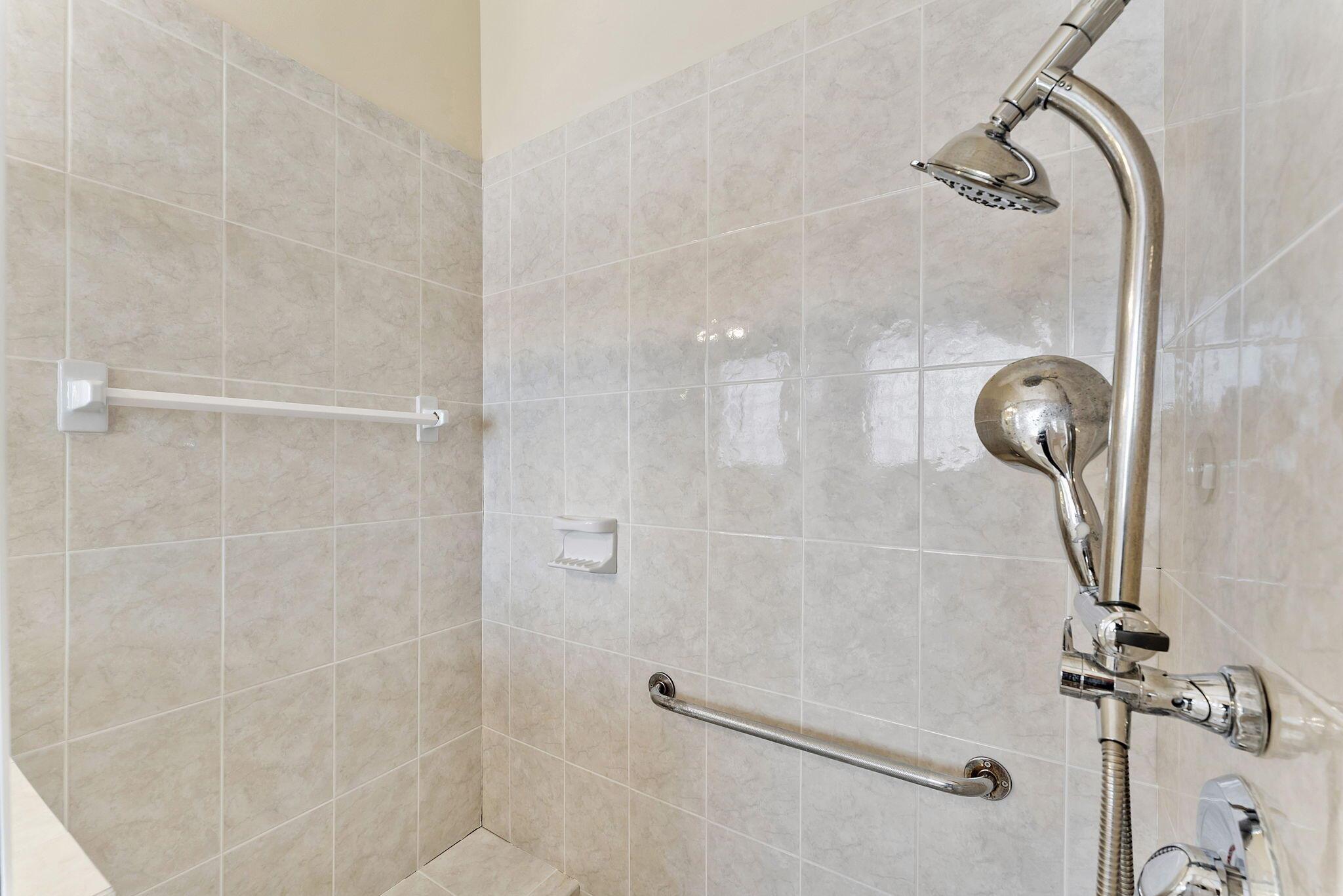 VIZCAYA 3 - Residential