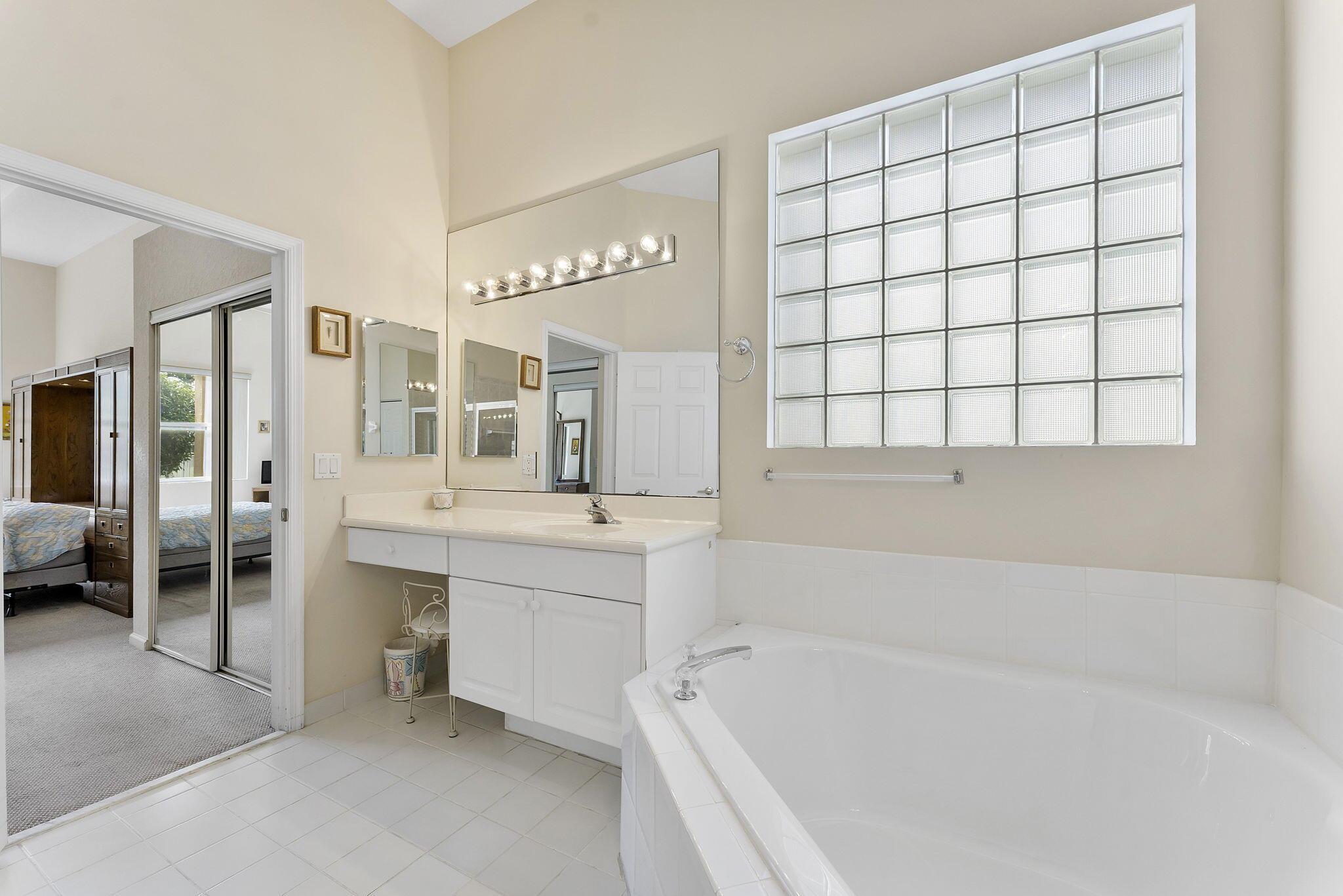 VIZCAYA 3 - Residential