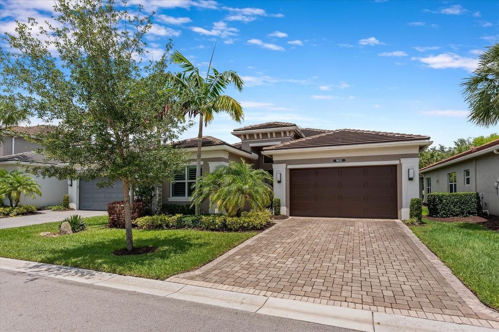 Photo of 9615 Eagle River Road, Delray Beach, FL 33446 (MLS # R11088541)