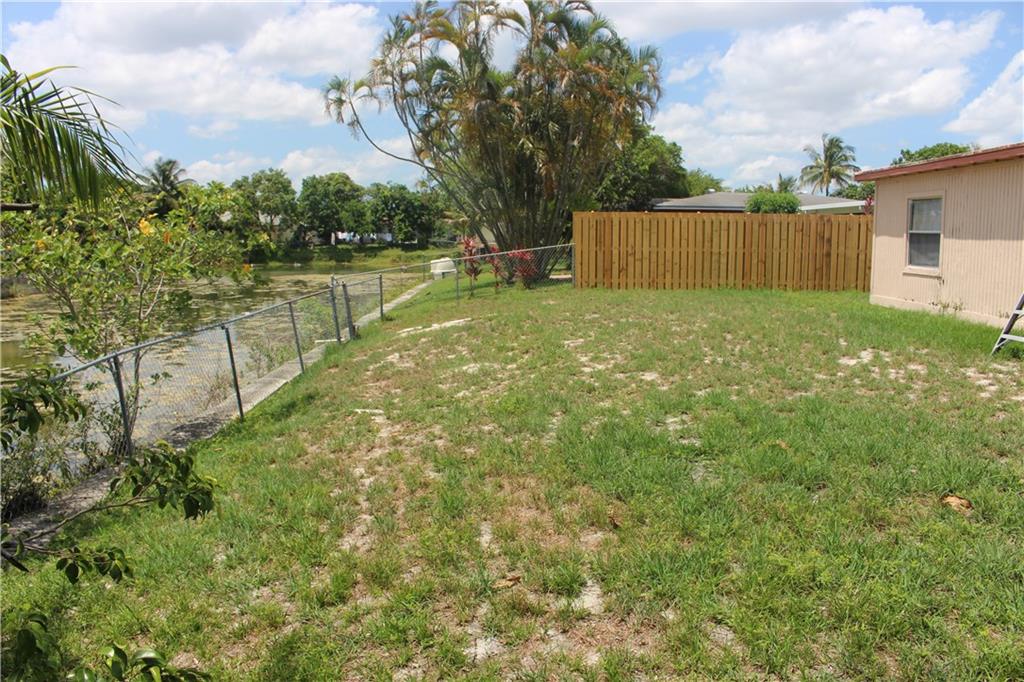 Westgate Lake Manors 35-1 - Residential