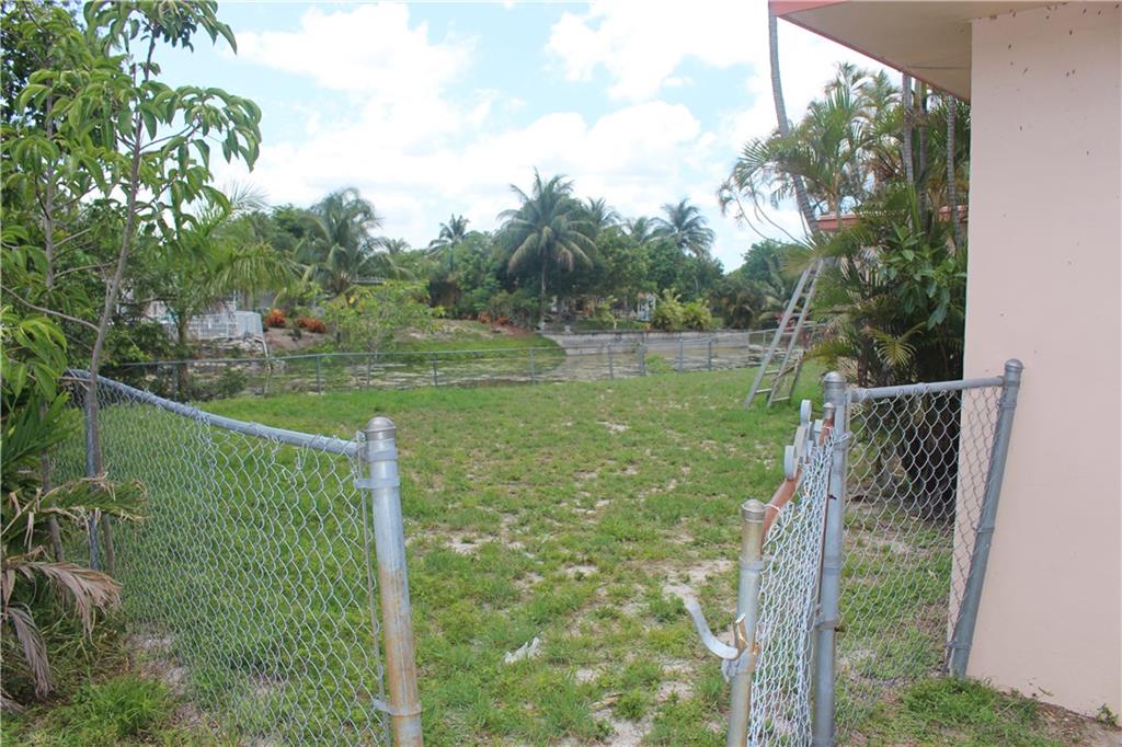 Westgate Lake Manors 35-1 - Residential