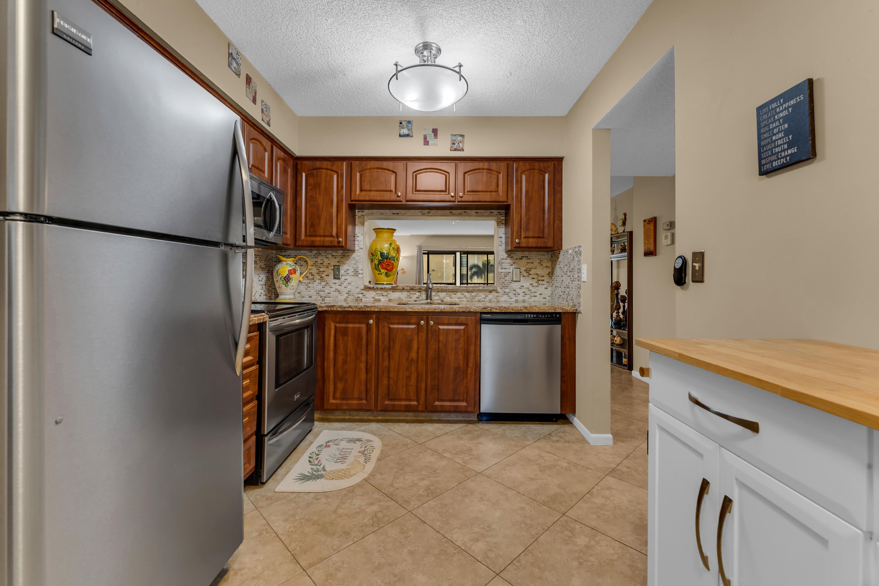 7340 AMBERLY Lane 210