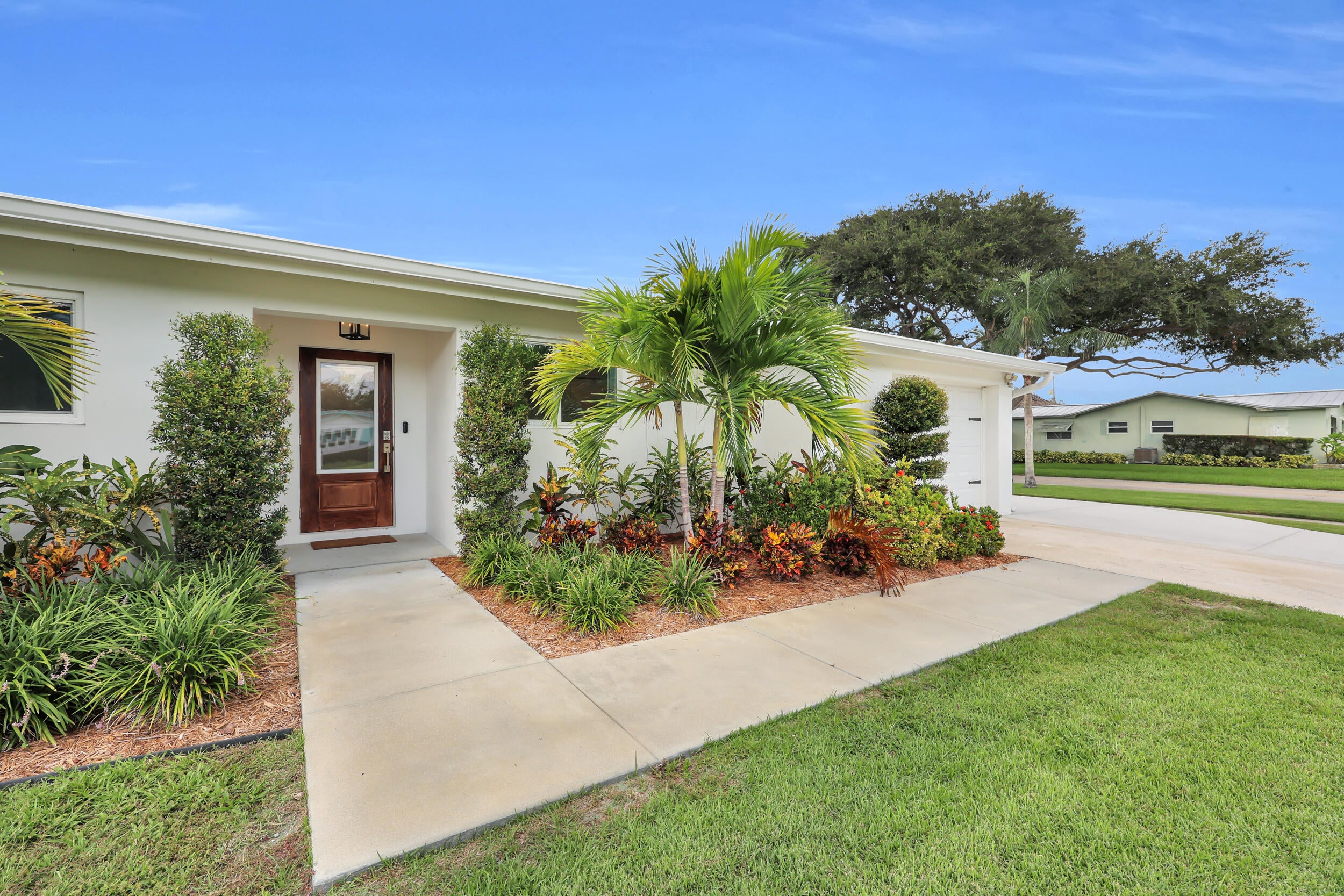 72 WILLOW Road