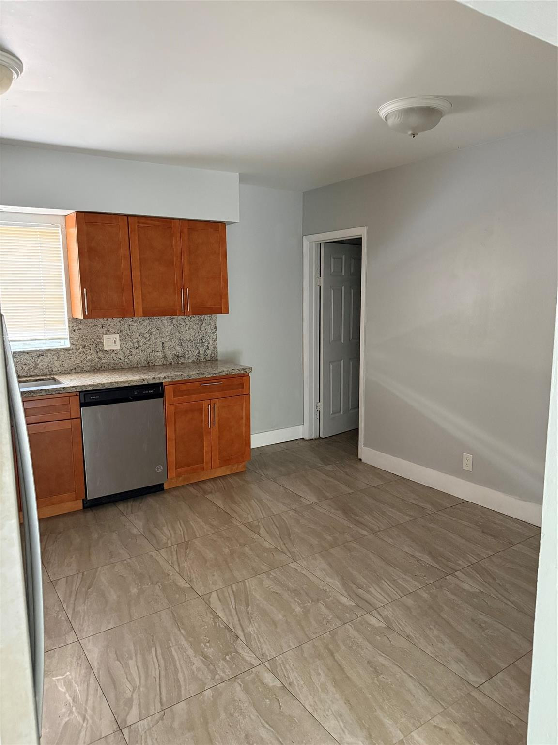 Breezyway Manor Add 29-1 - Residential Lease