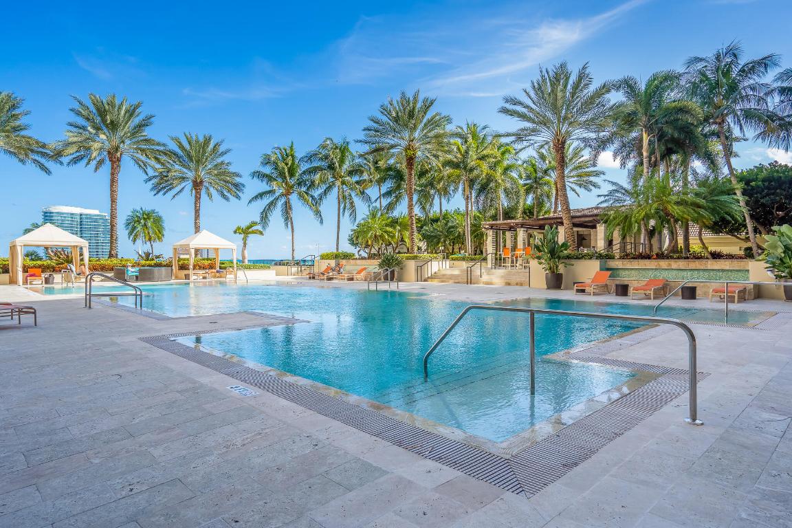 550 Okeechobee Boulevard 1609