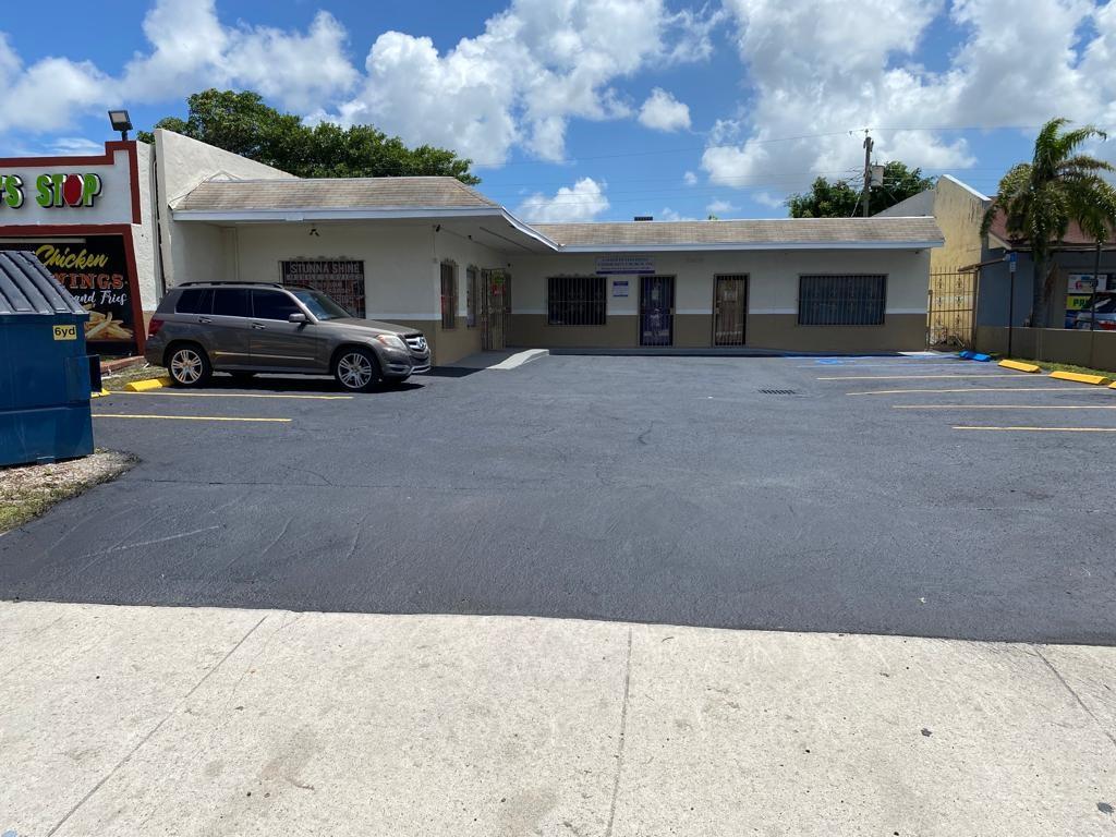 View photos, virtual tours, details... 2430 NW 19th St