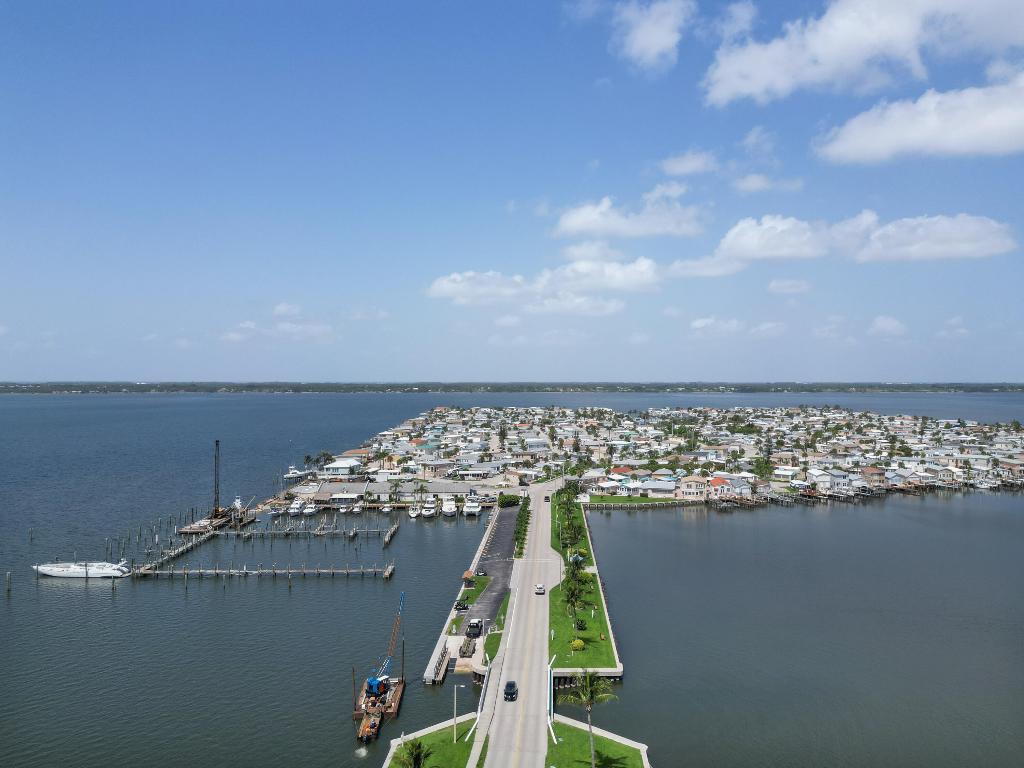 OUTDOOR RESORTS AT NETTLES ISLAND - Residential