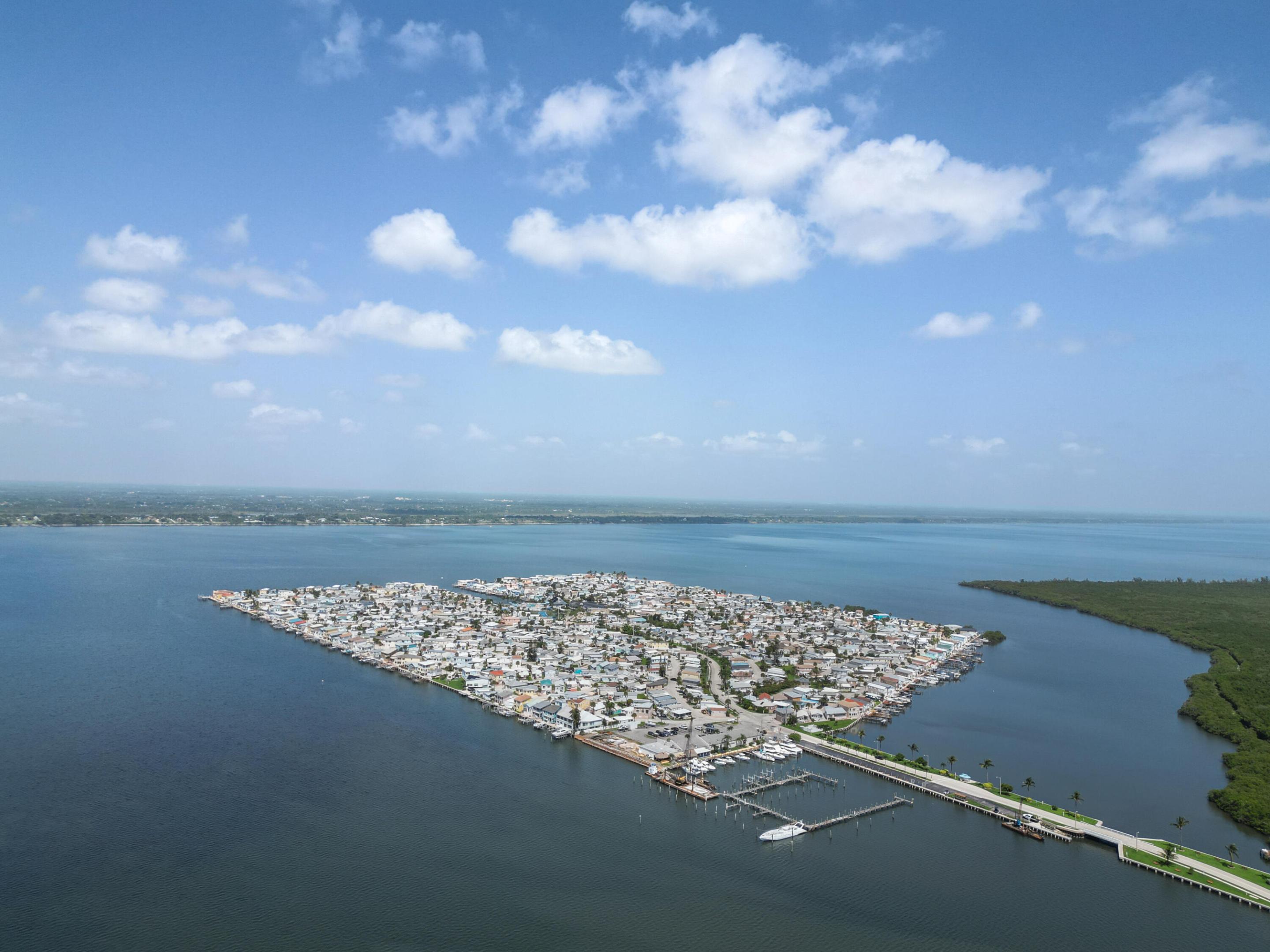 OUTDOOR RESORTS AT NETTLES ISLAND - Residential