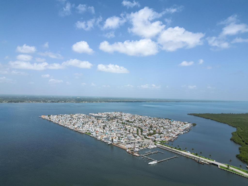 OUTDOOR RESORTS AT NETTLES ISLAND - Residential