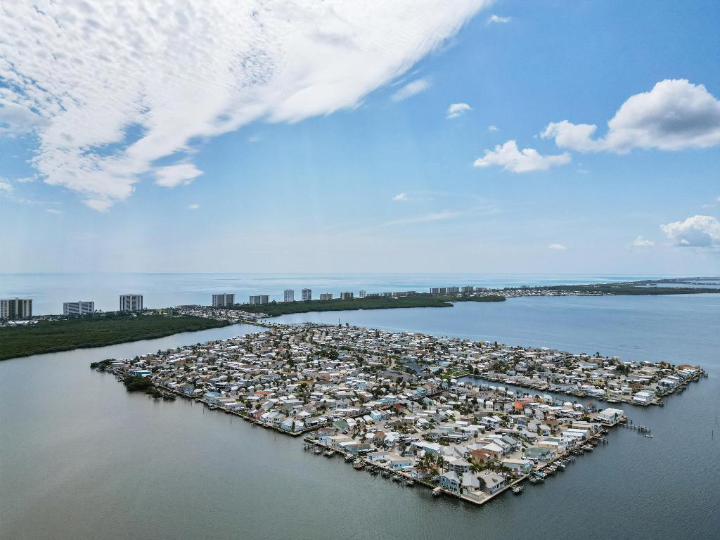 OUTDOOR RESORTS AT NETTLES ISLAND - Residential