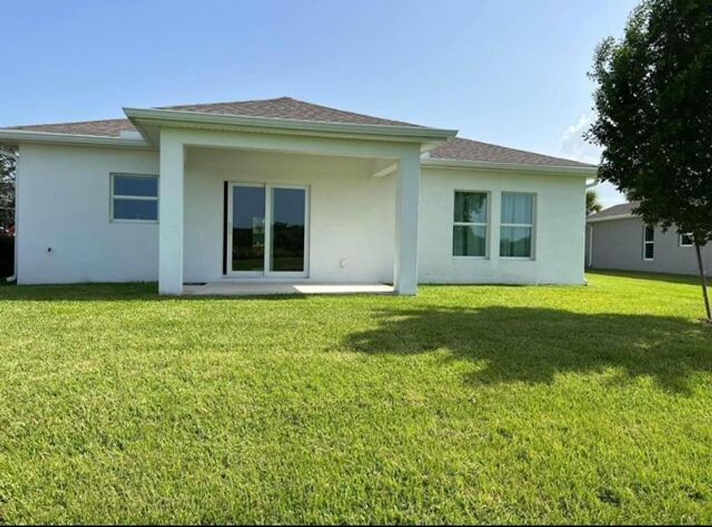 Photo of 3510 Carriage Pointe Circle, Fort Pierce, FL 34981 (MLS # R11006105)