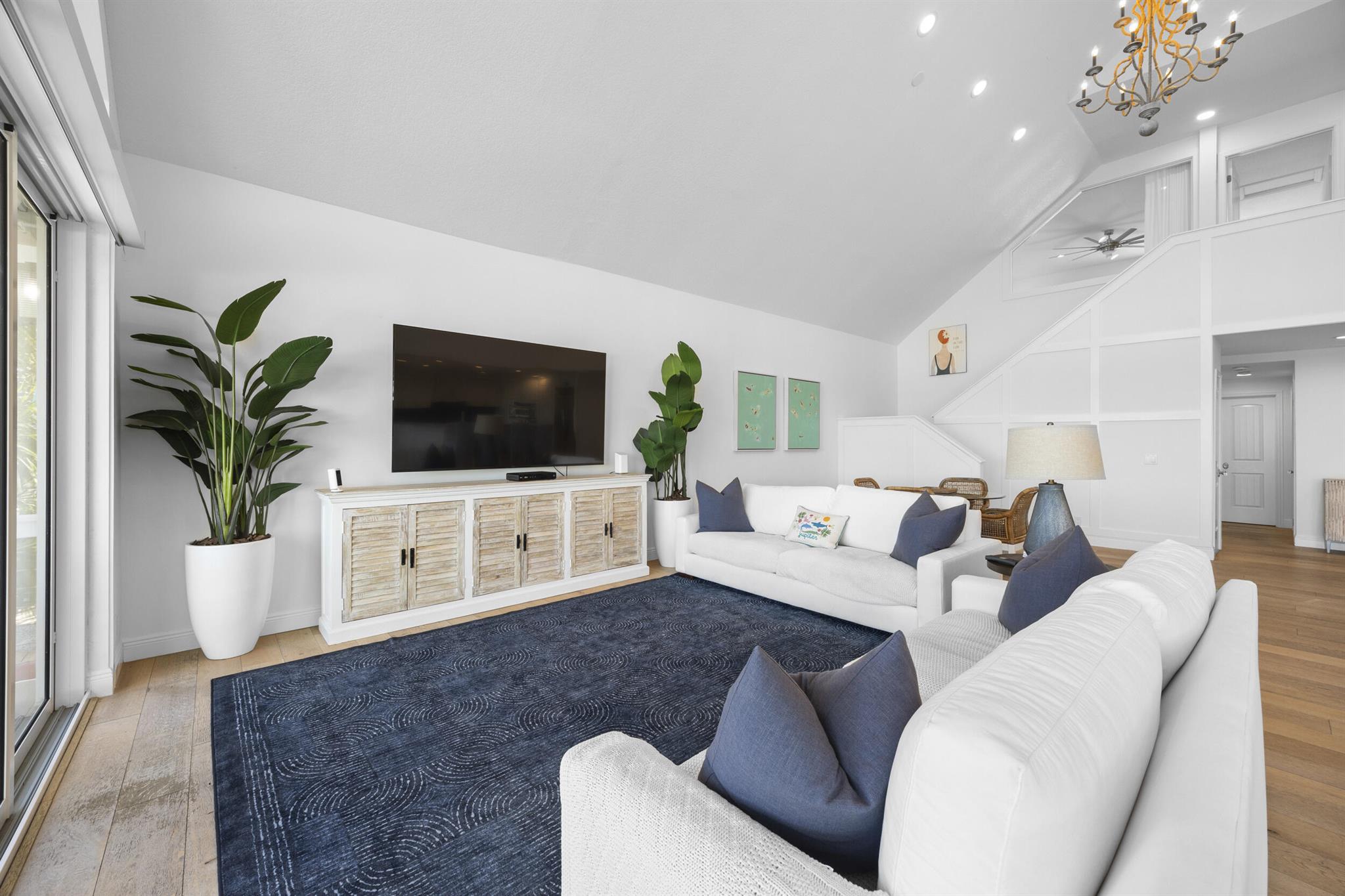 YACHT CLUB ESTATES - Residential