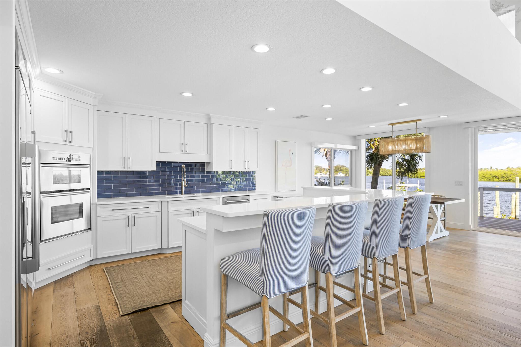 YACHT CLUB ESTATES - Residential