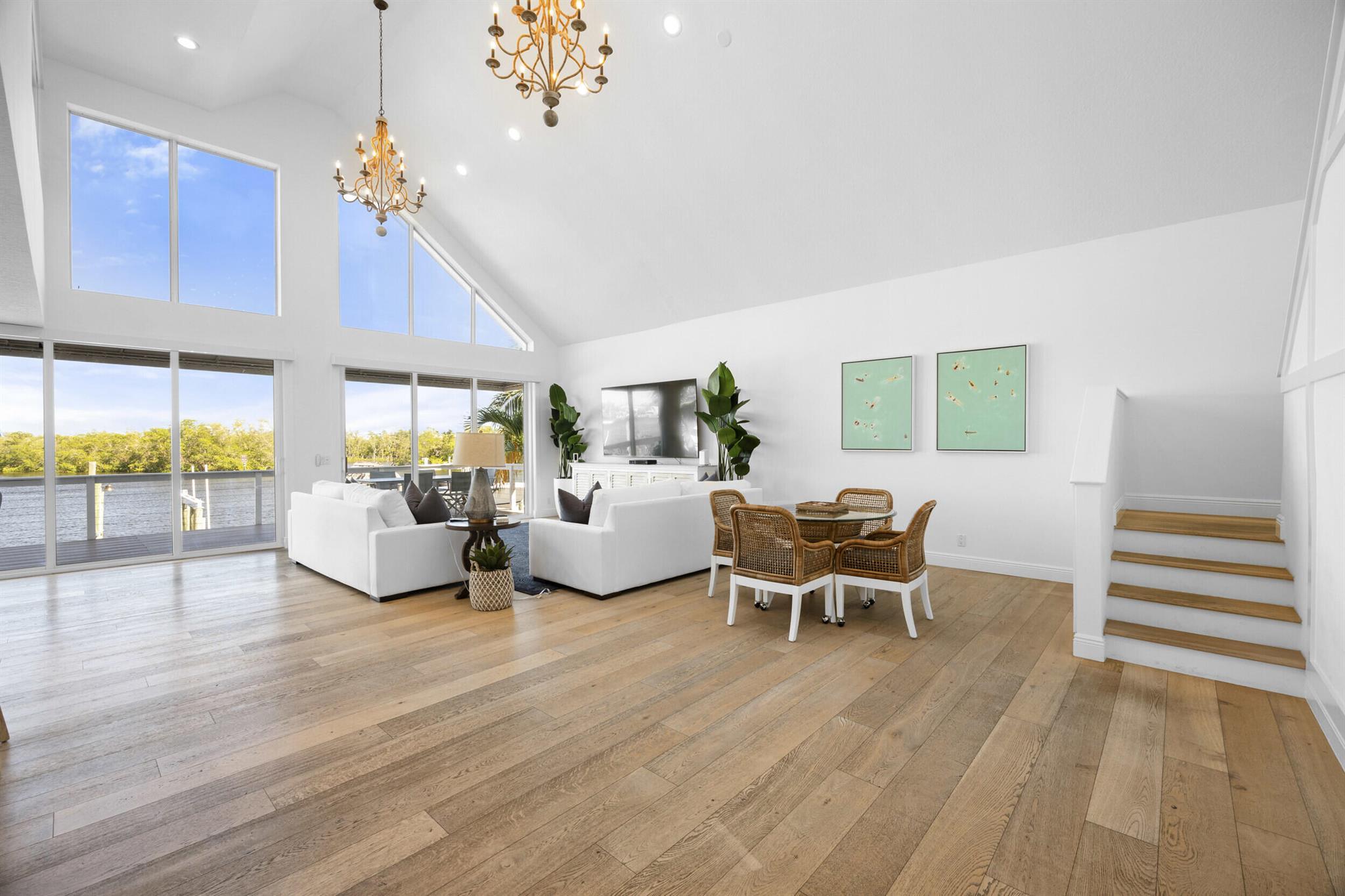 YACHT CLUB ESTATES - Residential