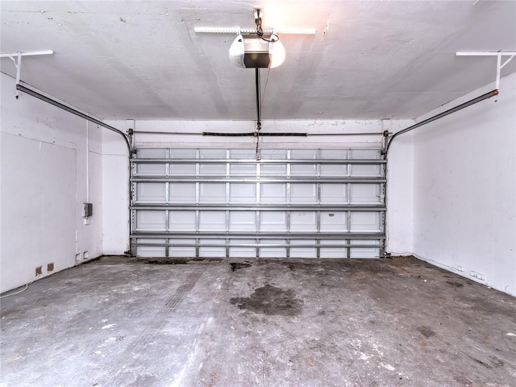 Bonaventure Lakes 87-26 B - Residential