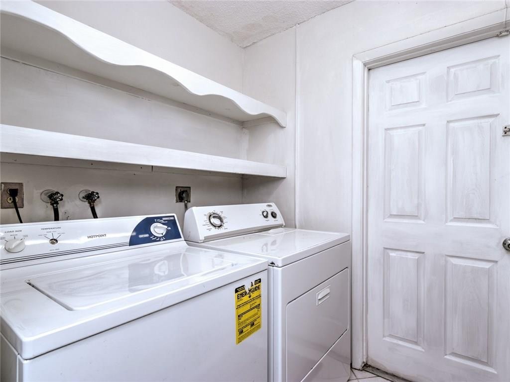 Bonaventure Lakes 87-26 B - Residential