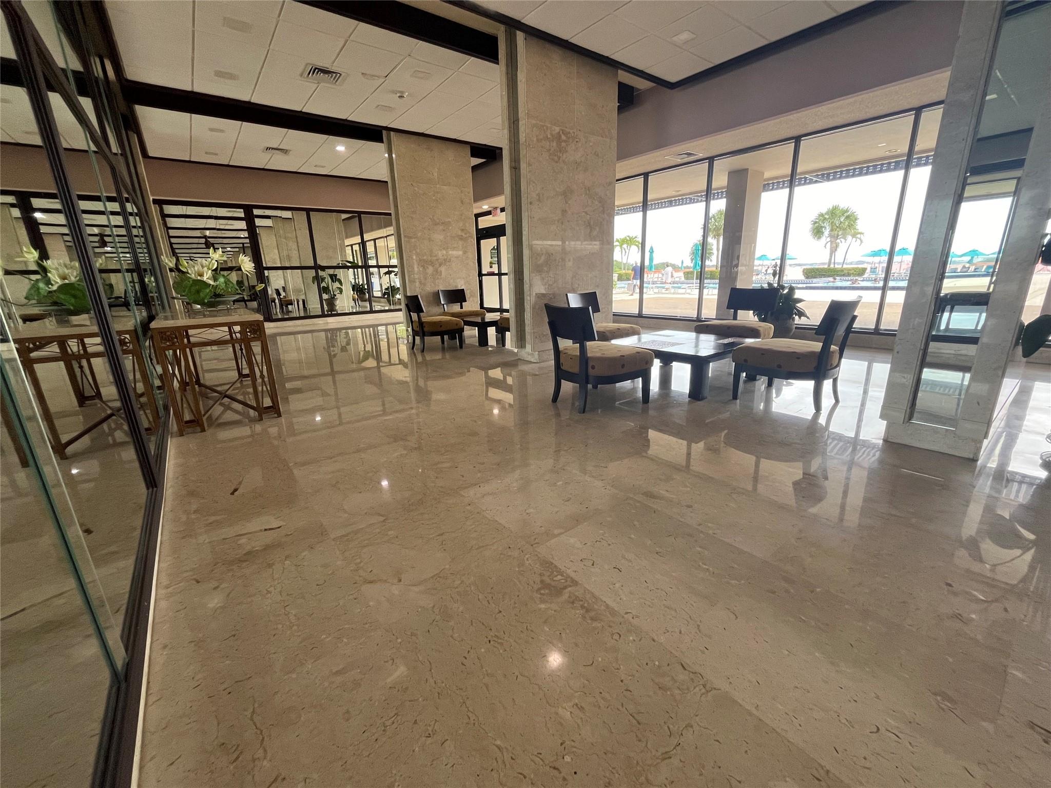 300 Bayview Dr 1809