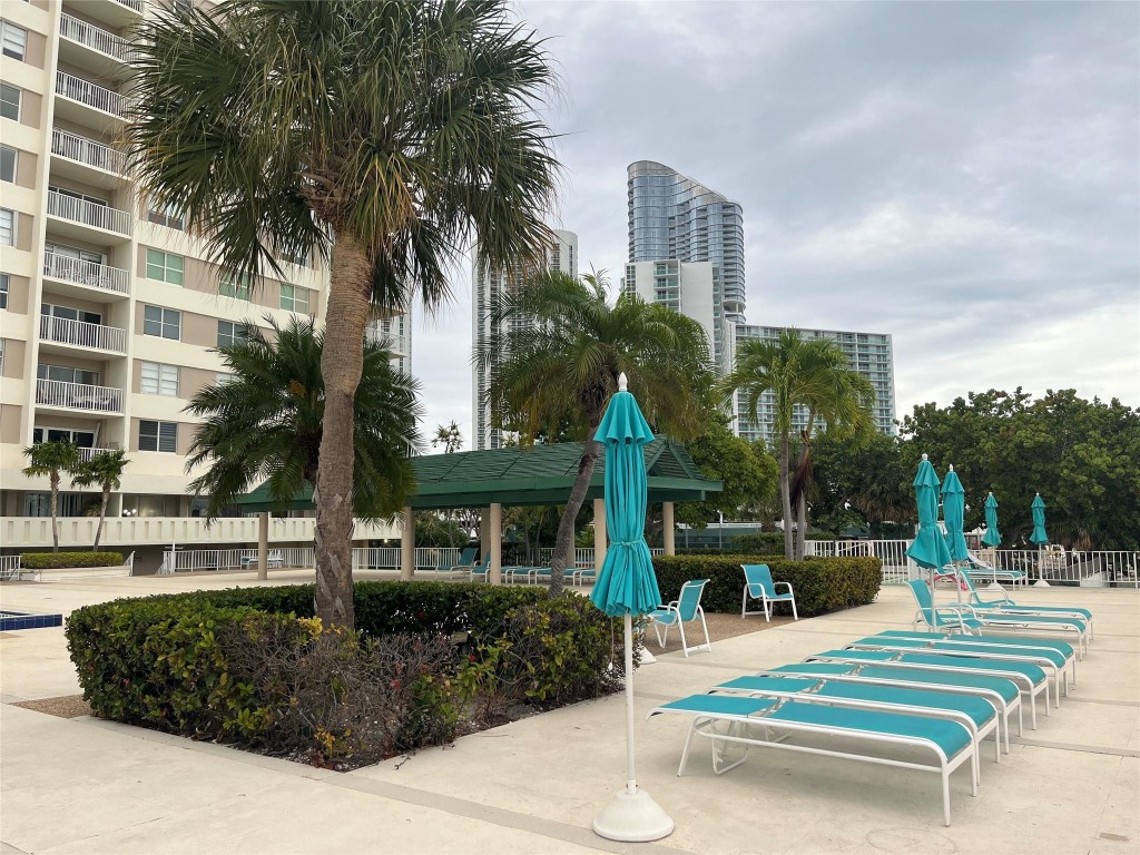 Arlen House - Residential