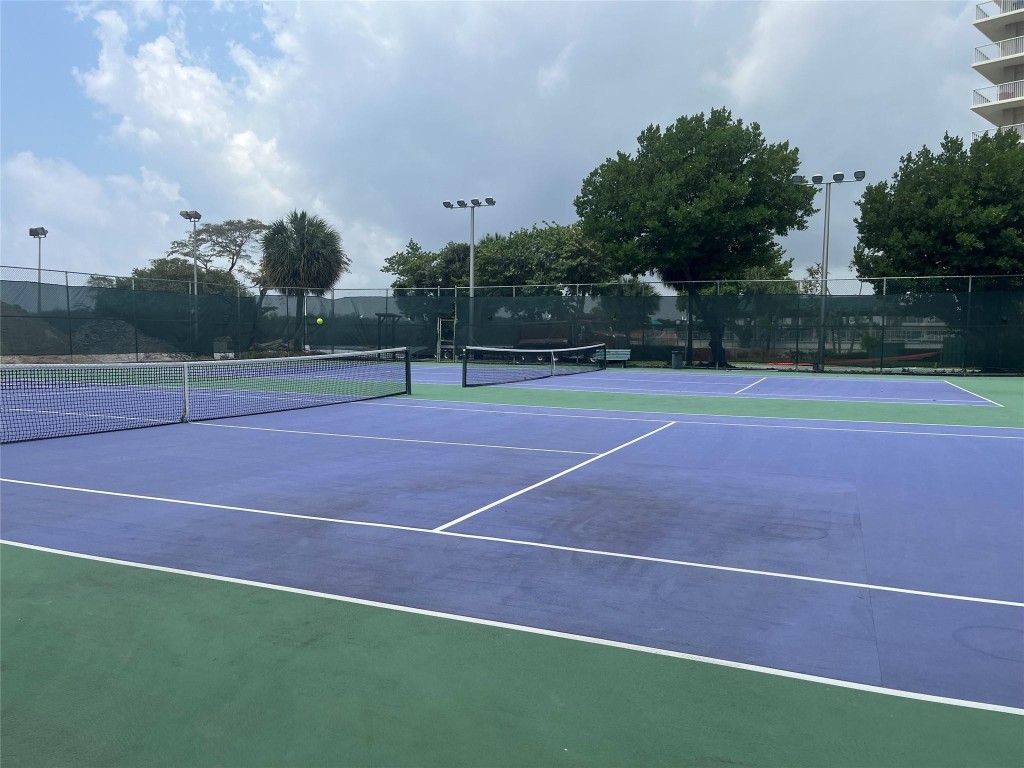 Arlen House - Residential