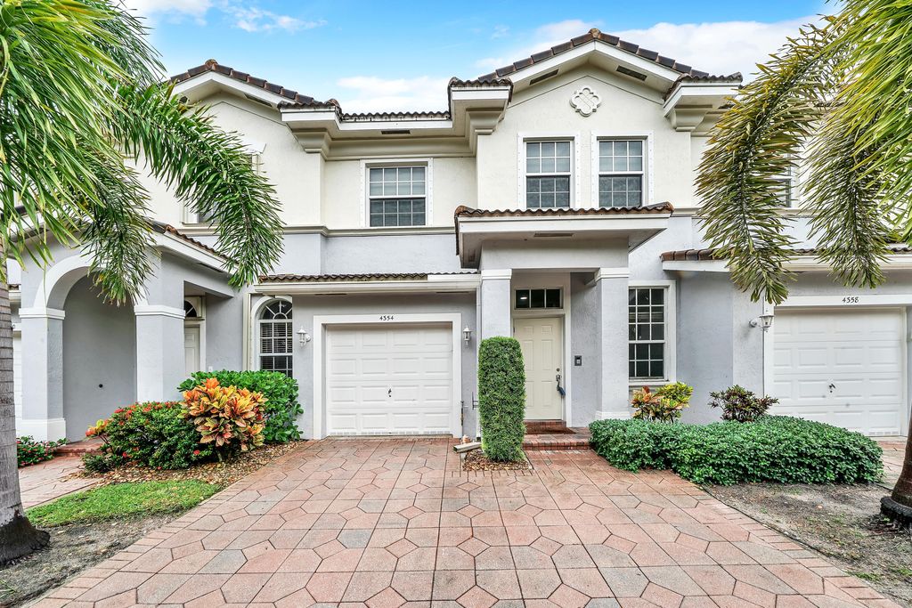 Photo of 4354 Legacy Court, Delray Beach, FL 33445 (MLS # R11018001)