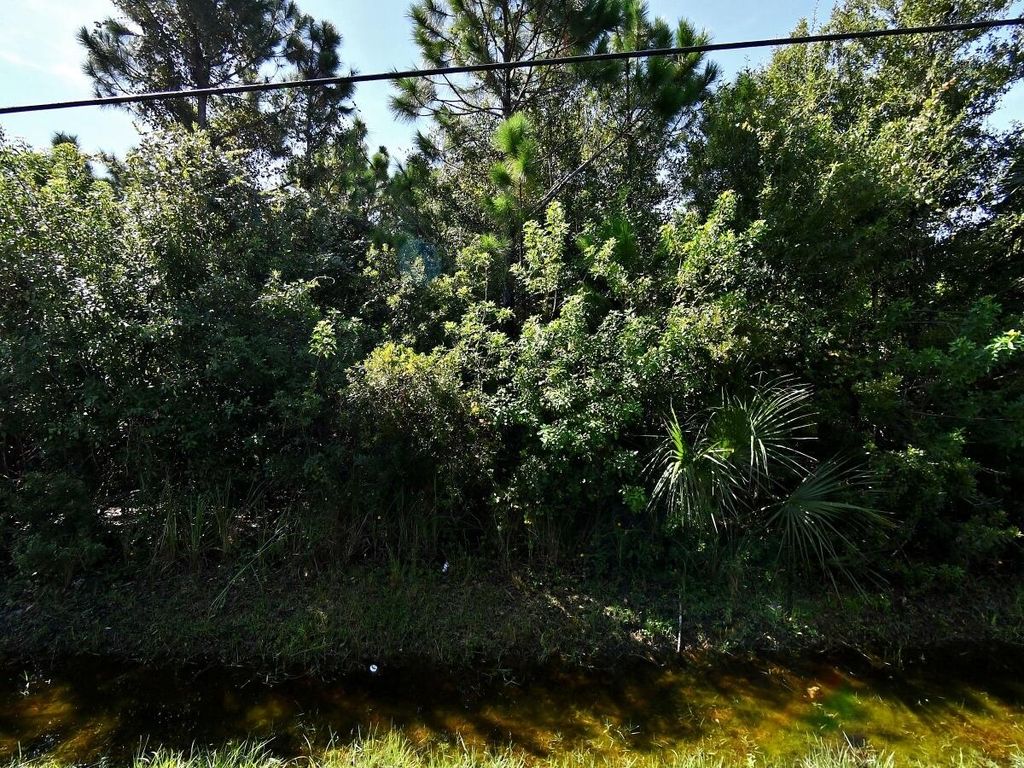 Photo of 0 Palmetto Drive, Fort Pierce, FL 34982 (MLS # B26000669)